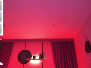 sheyla Hills's Live Sex Cam Show