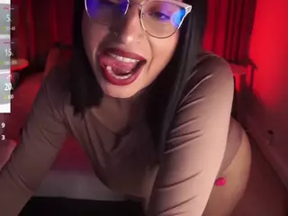 sheyla Hills's Live Sex Cam Show