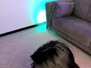 corinne-benson's Live Sex Cam Show