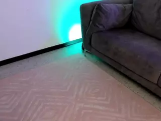 corinne-benson's Live Sex Cam Show