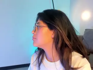 corinne-benson's Live Sex Cam Show