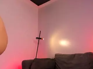 corinne-benson's Live Sex Cam Show