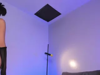 corinne-benson's Live Sex Cam Show