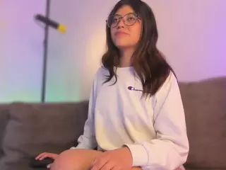corinne-benson's Live Sex Cam Show