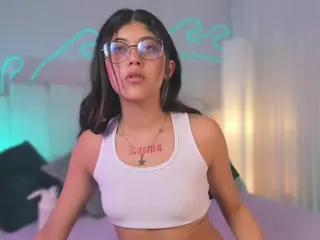 corinne-benson's Live Sex Cam Show
