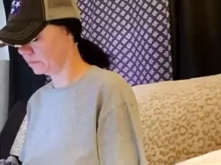 MrsStPatrick's Live Sex Cam Show