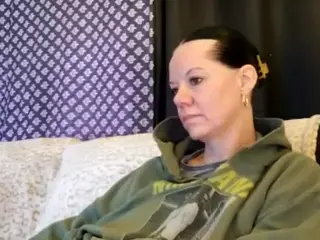 MrsStPatrick's Live Sex Cam Show