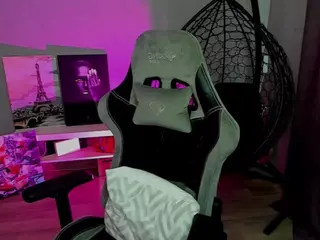 lilyWilliamss's Live Sex Cam Show