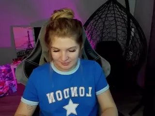 lilyWilliamss's Live Sex Cam Show