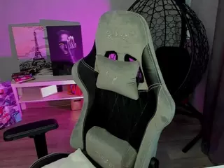 lilyWilliamss's Live Sex Cam Show