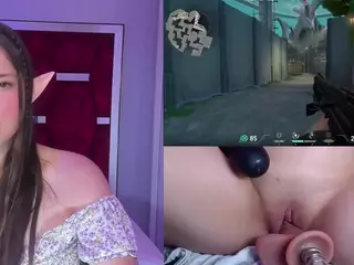 TriannaB's Live Sex Cam Show