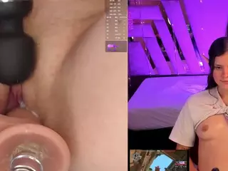 TriannaB's Live Sex Cam Show