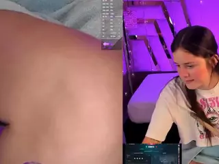 TriannaB's Live Sex Cam Show