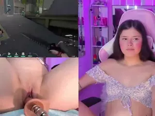 TriannaB's Live Sex Cam Show