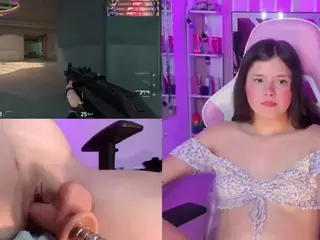 TriannaB's Live Sex Cam Show