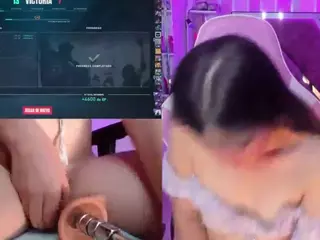 TriannaB's Live Sex Cam Show