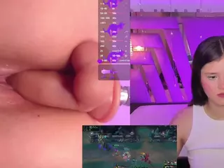 TriannaB's Live Sex Cam Show