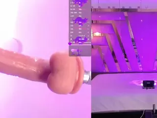TriannaB's Live Sex Cam Show