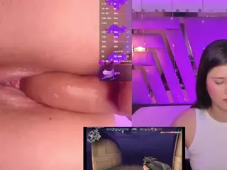 TriannaB's Live Sex Cam Show