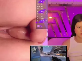 TriannaB's Live Sex Cam Show