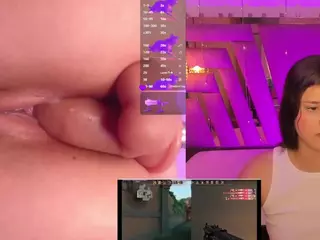 TriannaB's Live Sex Cam Show