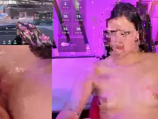 TriannaB's Live Sex Cam Show
