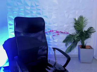 Keytin-Thomson's Live Sex Cam Show