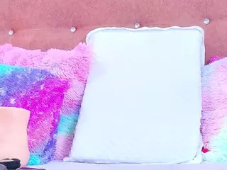 AlliciaKim18's Live Sex Cam Show