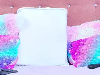 AlliciaKim18's Live Sex Cam Show