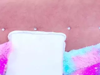 AlliciaKim18's Live Sex Cam Show