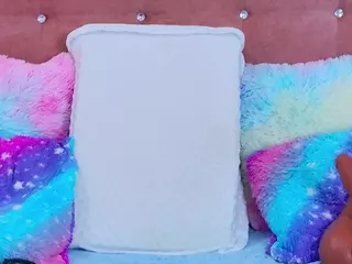 AlliciaKim18's Live Sex Cam Show