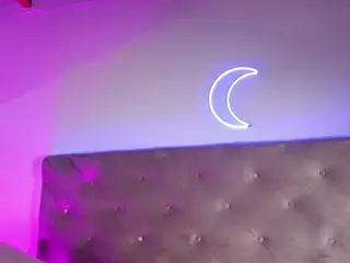 Cristiina-presley's Live Sex Cam Show