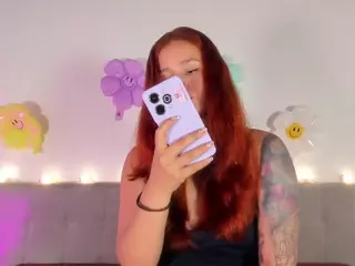 Cristiina-presley's Live Sex Cam Show