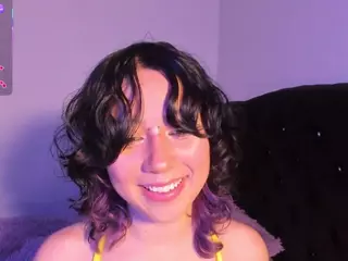 Frida Lassi's Live Sex Cam Show