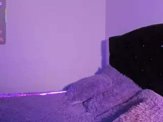 Frida Lassi's Live Sex Cam Show