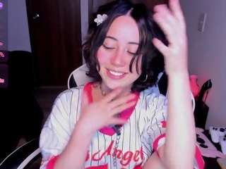 Live cam show with Frida Lassi