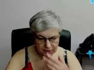 IrisLust's Live Sex Cam Show