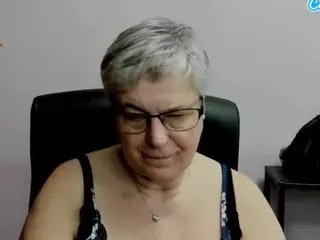 IrisLust's Live Sex Cam Show