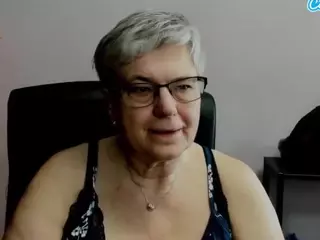 IrisLust's Live Sex Cam Show