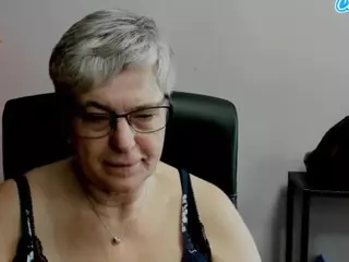 IrisLust's Live Sex Cam Show