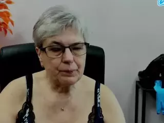 IrisLust's Live Sex Cam Show