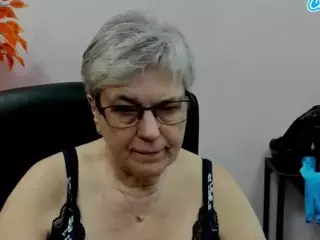 IrisLust's Live Sex Cam Show