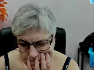 IrisLust's Live Sex Cam Show