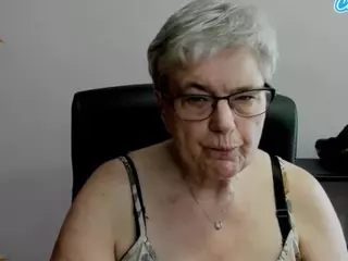 IrisLust's Live Sex Cam Show
