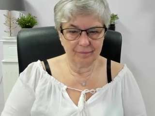 Live cam show with IrisLust