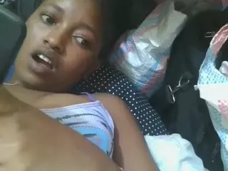 mellisagal's Live Sex Cam Show