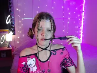 Carly-09's Live Sex Cam Show