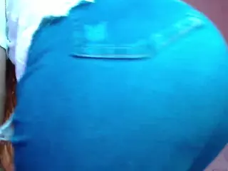 Carly-09's Live Sex Cam Show