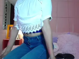 Carly-09's Live Sex Cam Show