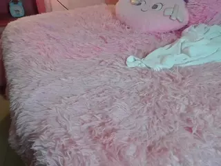 Carly-09's Live Sex Cam Show